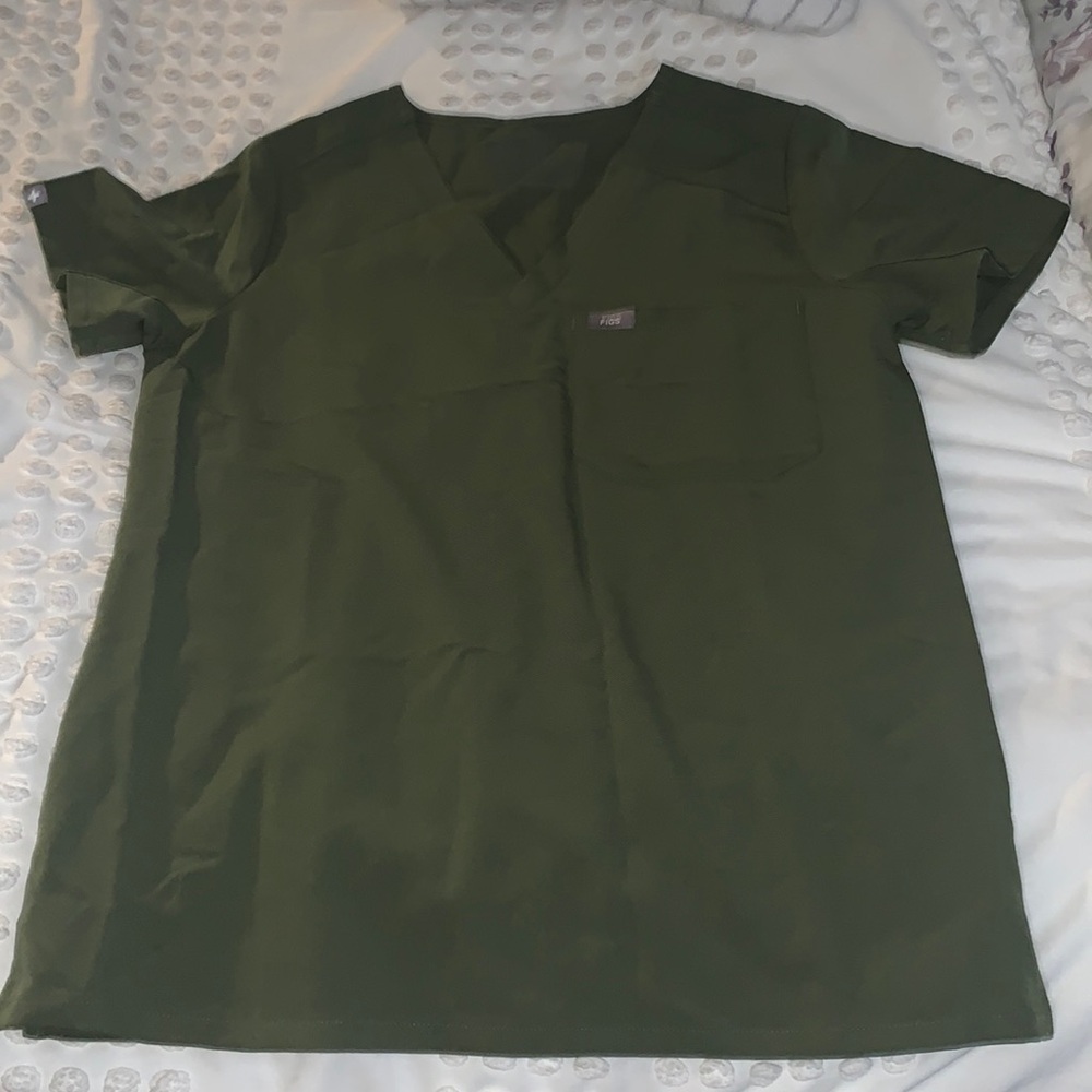 FIGS Scrub Tops (2)